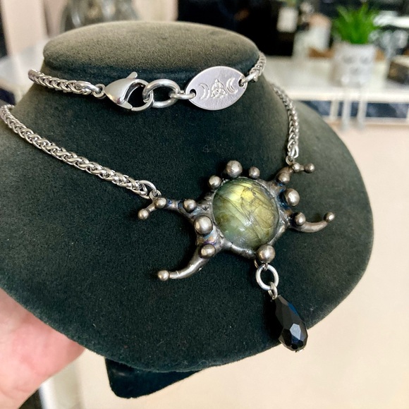 Natural labradorite gemstone triple moon goddess charm boho goth necklace . - Picture 4 of 12